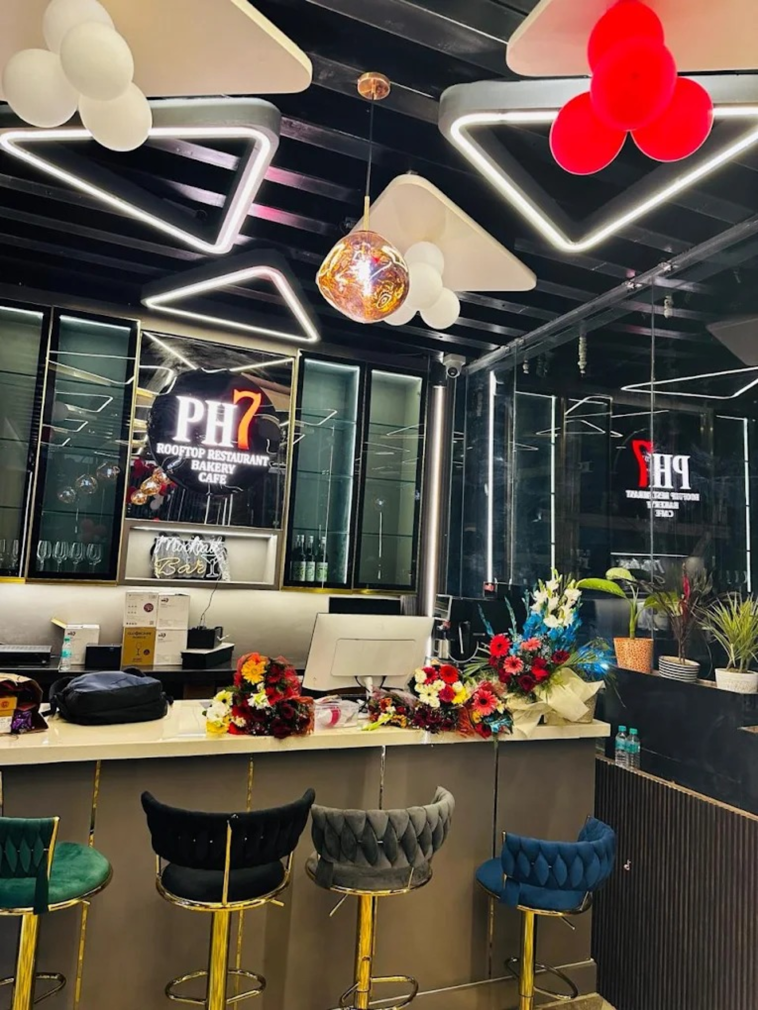 PH7 Rooftop ambience